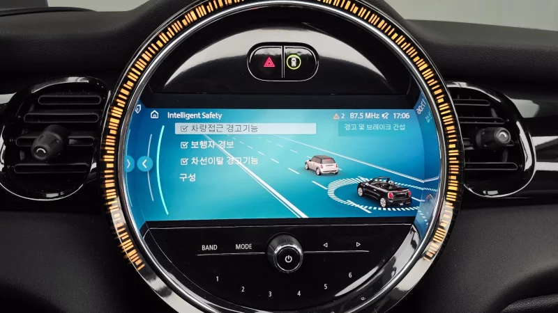 MINI Cooper Convertible