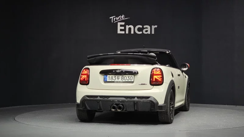 MINI Cooper Convertible