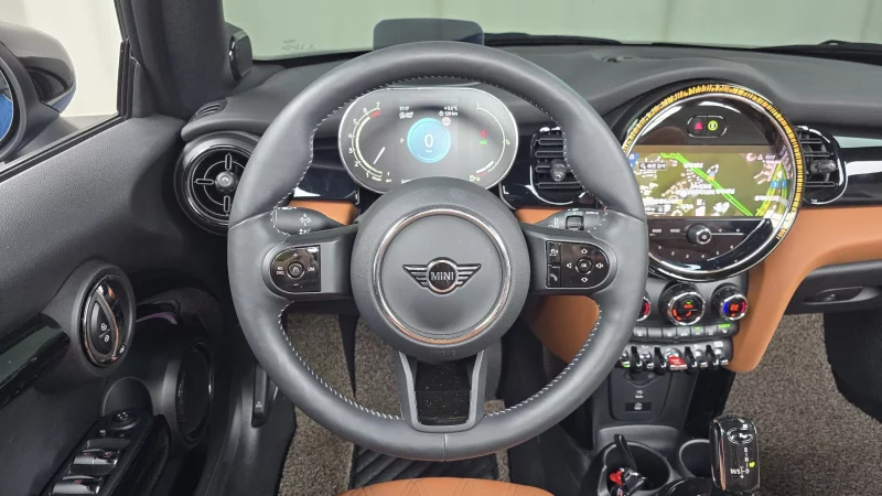 MINI Cooper Convertible