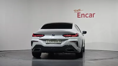BMW 8-Series
