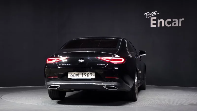 Mercedes-Benz CLS-Class