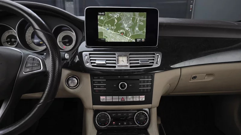 Mercedes-Benz CLS-Class