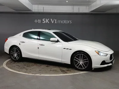 Maserati GHIBLI