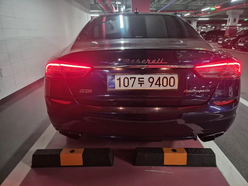 Maserati QUATTROPORTE