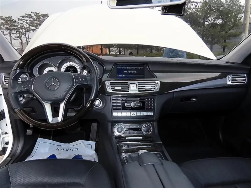 Mercedes-Benz CLS-Class