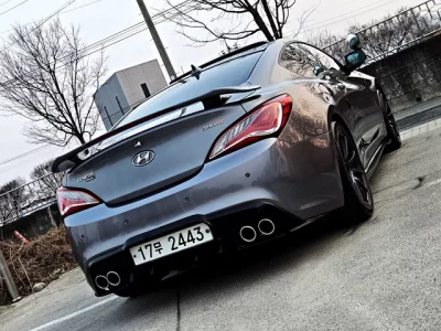 Hyundai Genesis