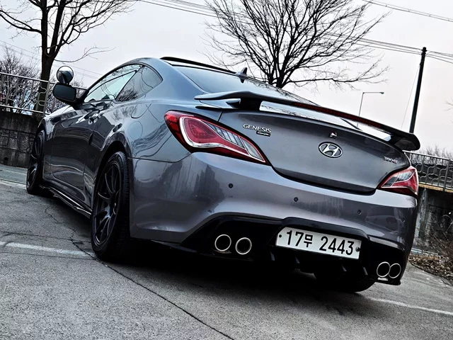 Hyundai Genesis