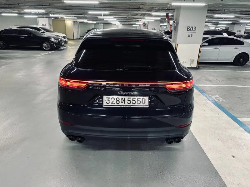 Porsche CAYENNE