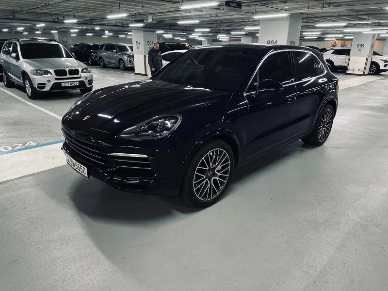 Porsche CAYENNE