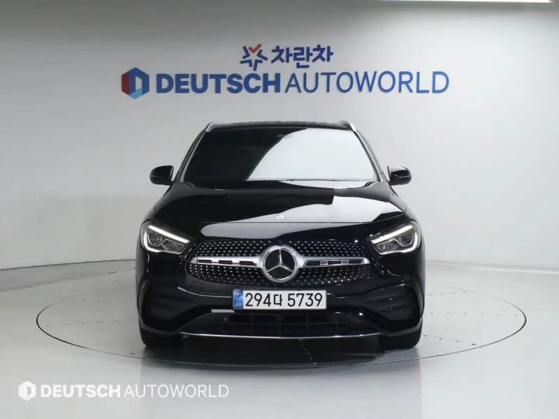 Mercedes-Benz GLA-Class