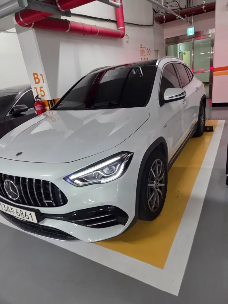 Mercedes-Benz GLA-Class