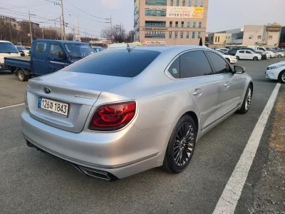 Kia K9