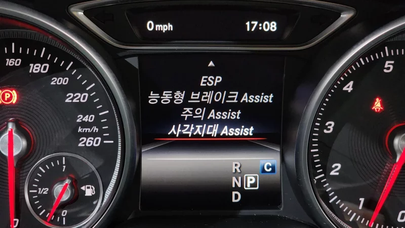 Mercedes-Benz GLA-Class