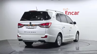 SsangYong Korando Turismo