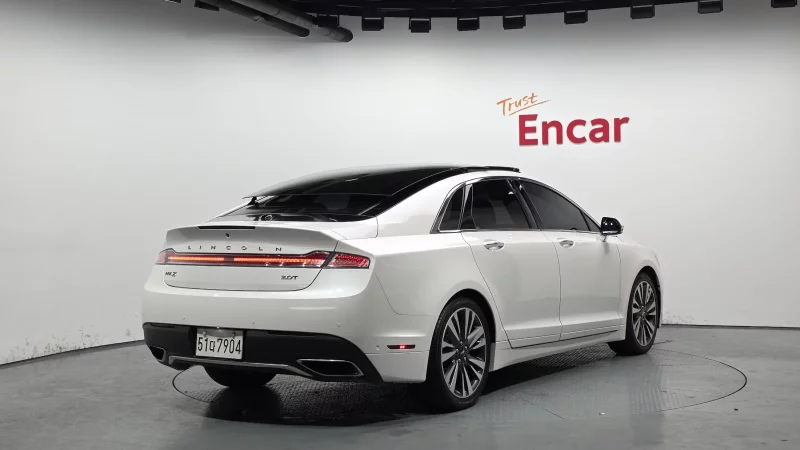 Lincoln MKZ