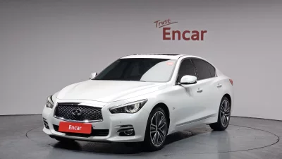 Infiniti Q50