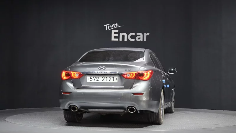 Infiniti Q50