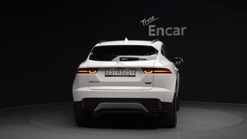 Jaguar E-PACE