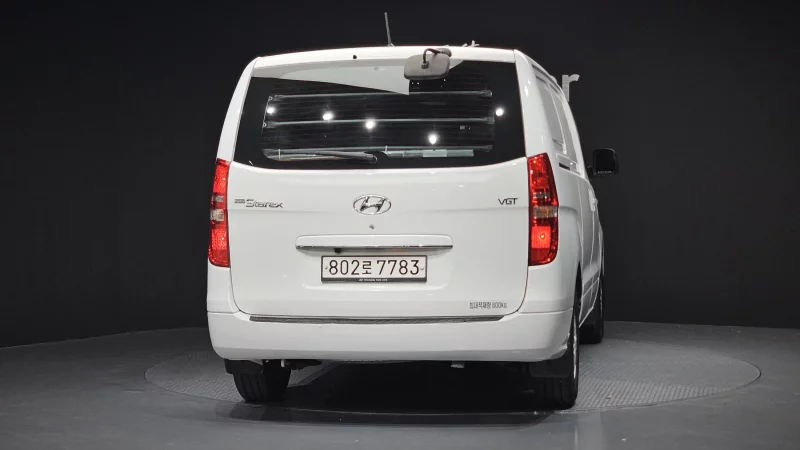 Hyundai Starex