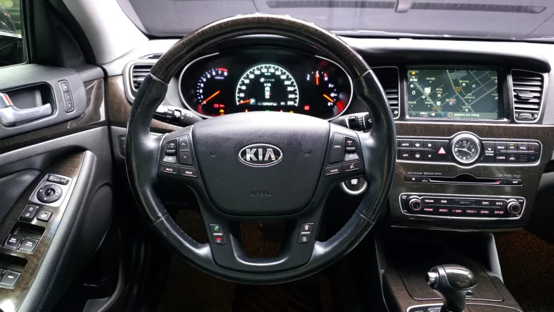 Kia K7