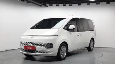 Hyundai Staria