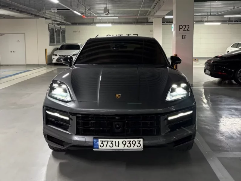 Porsche CAYENNE