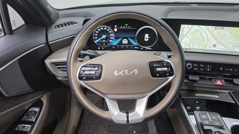 Kia K8