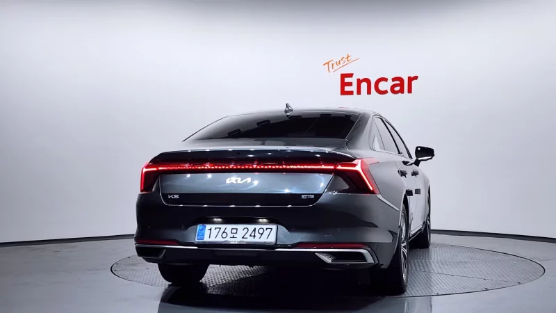 Kia K8