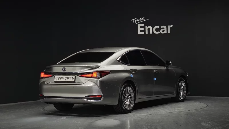 Lexus ES300h