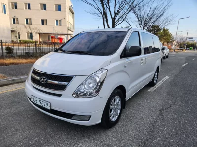Hyundai Grand Starex