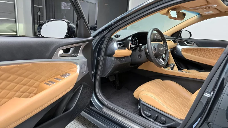 Genesis G70