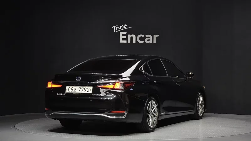 Lexus ES300h