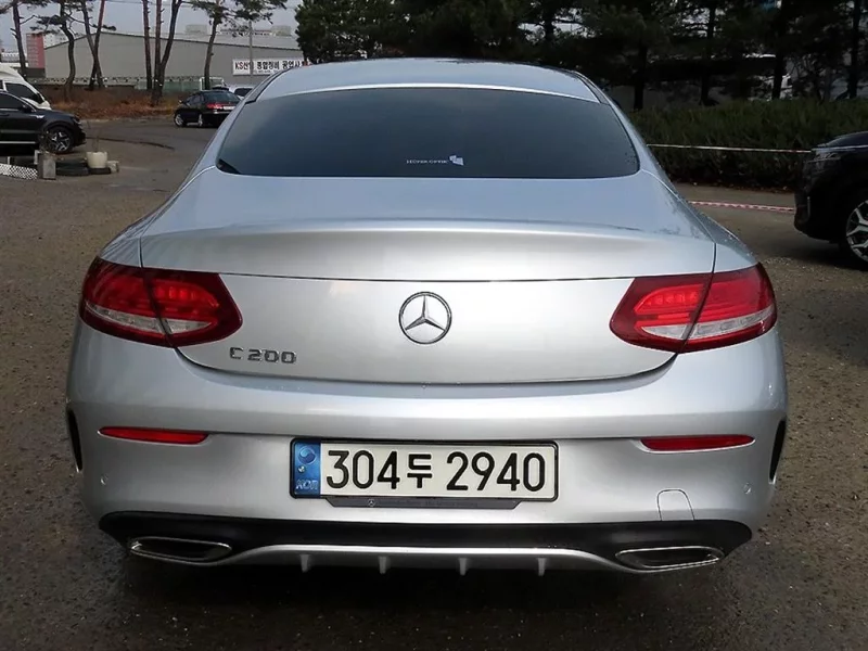 Mercedes-Benz C-Class