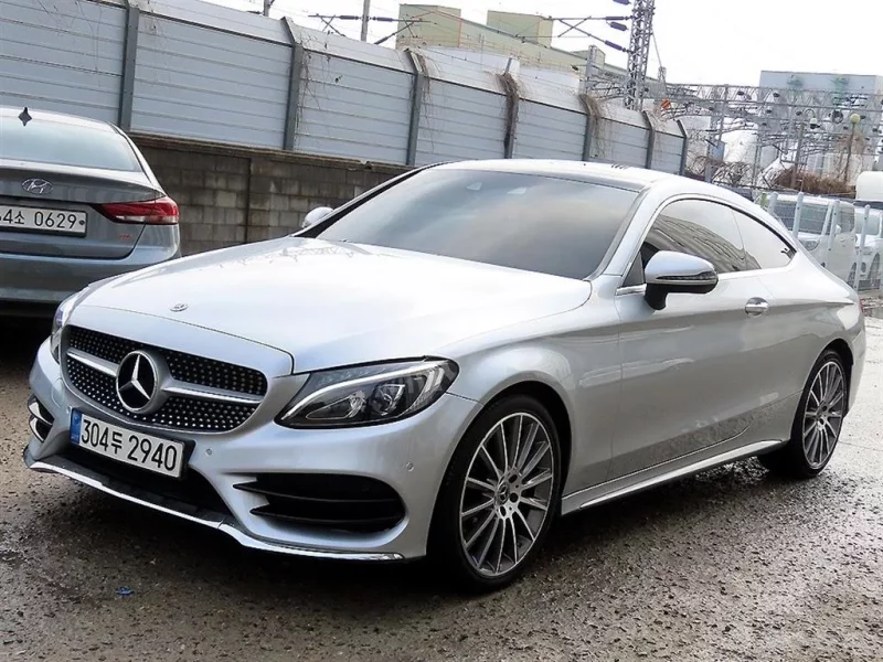 Mercedes-Benz C-Class