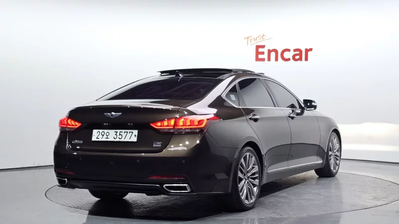 Hyundai Genesis