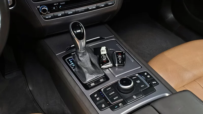 Hyundai Genesis