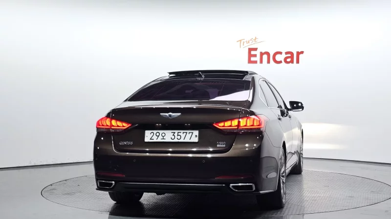 Hyundai Genesis