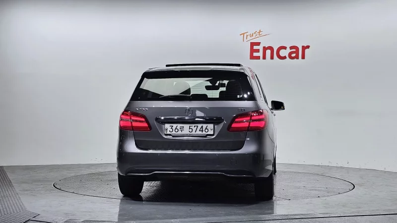 Mercedes-Benz B-Class