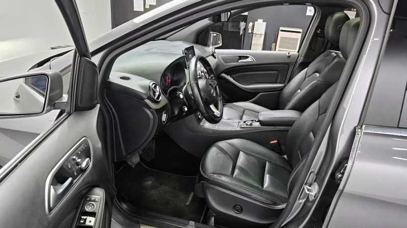 Mercedes-Benz B-Class