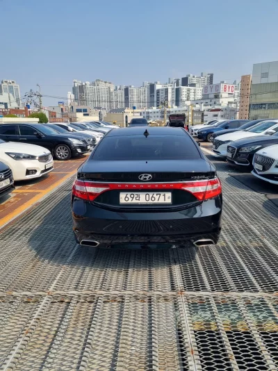 Hyundai Grandeur