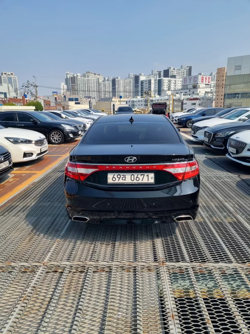 Hyundai Grandeur