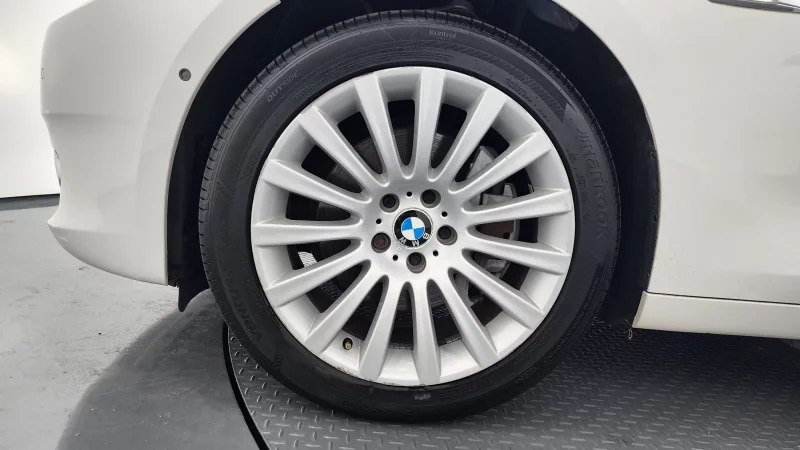 BMW 5-Series Gran Turismo