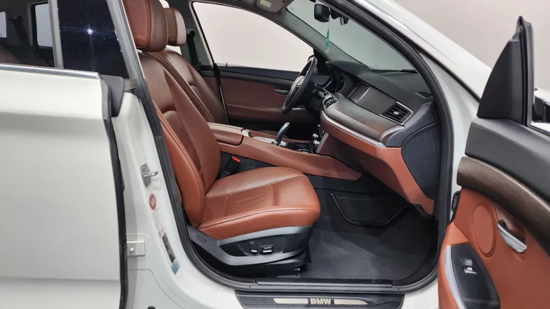 BMW 5-Series Gran Turismo