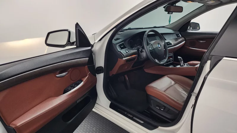 BMW 5-Series Gran Turismo