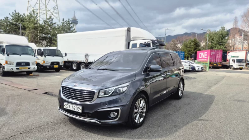 Kia Carnival