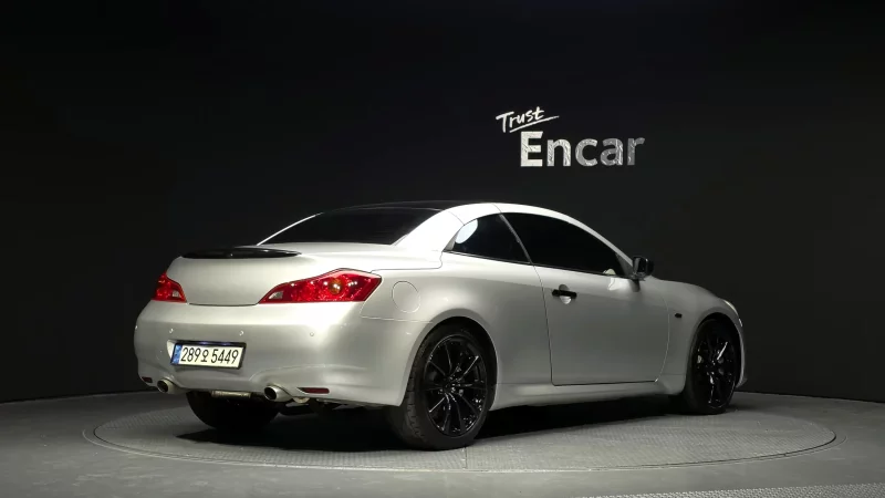 Infiniti G37