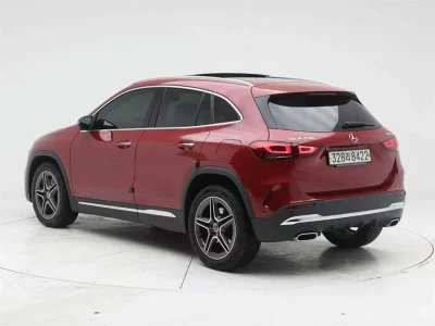Mercedes-Benz GLA-Class