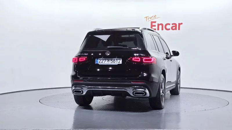 Mercedes-Benz GLB-Class