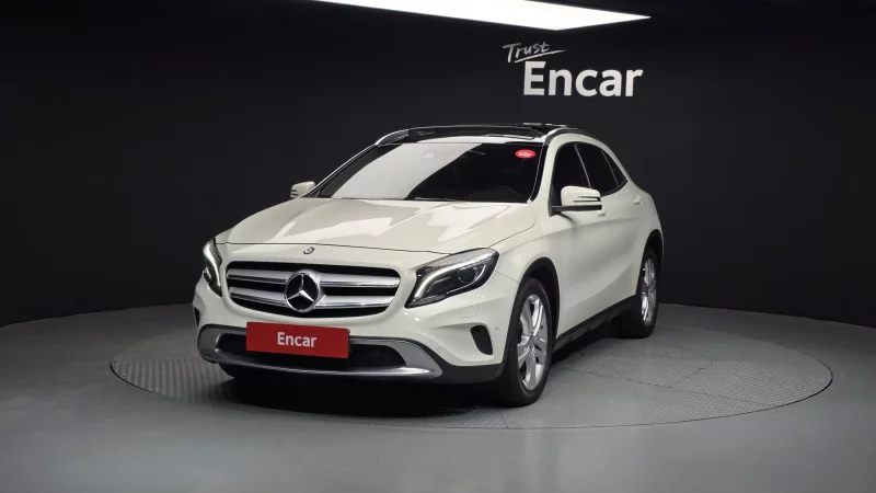 Mercedes-Benz GLA-Class
