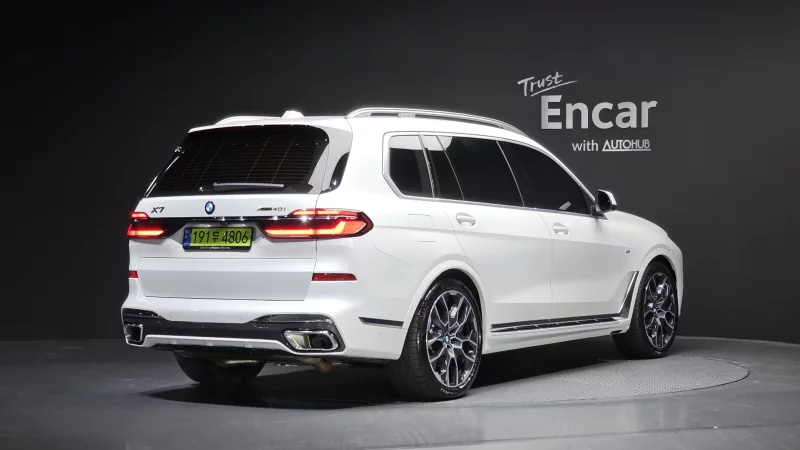 BMW X7